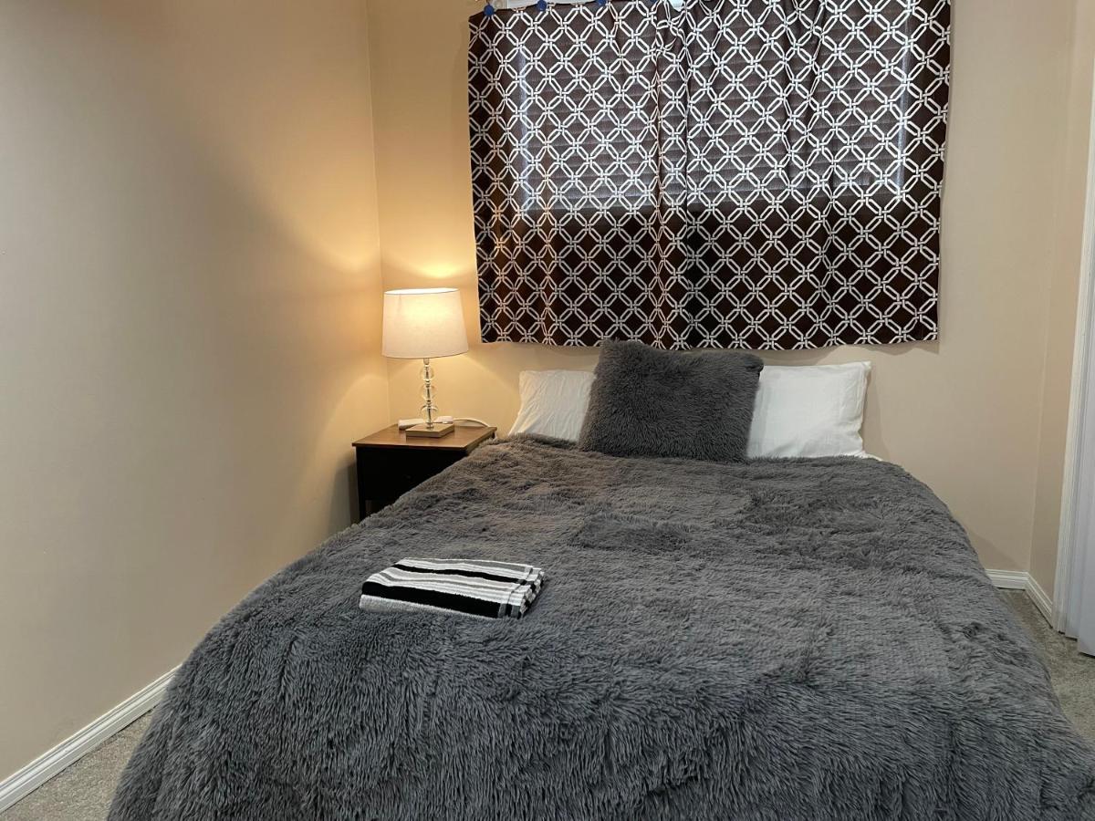 Super Luxury & Cozy Lower Level Apartment In Nw Calgary, Ab Close To Banff Exterior photo